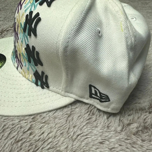 New York Yankee Hat White 7 3/4 59 Fifty New Era Genuine Merchandise Big Words - Picture 3 of 16